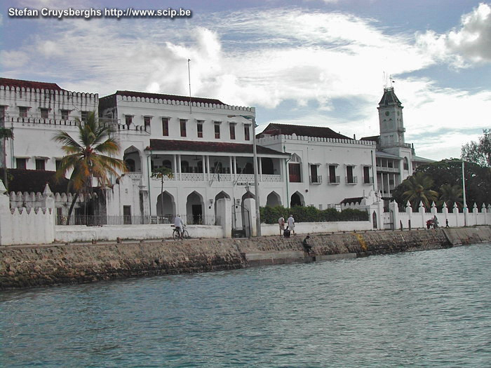 Zanzibar - Stonetown Zanzibar is situated off the coast of Tanzania in the Indian Ocean. It is a tropical island with a mix of African, Arabic, Indian and Western cultures. The heart of the island is Stonetown with its colonial buildings. Stefan Cruysberghs